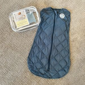 Dreamland Baby Weighted Swaddle 0-6 months, ocean blue.
